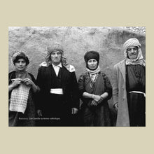 Carica l'immagine nel visualizzatore di Gallery, THE IRAQI SWING. Flashes of Light and Darkness in the Church of Iraq
